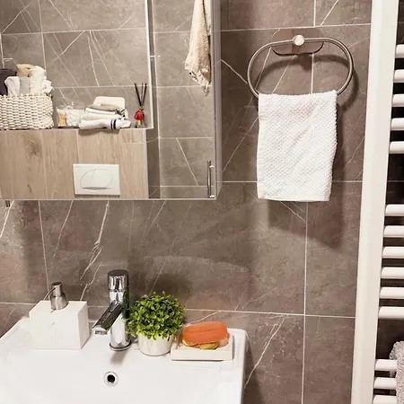 Apartamento Cozy Near Airport *